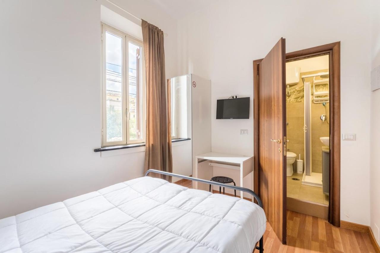 Rooms Piramide 罗马 外观 照片