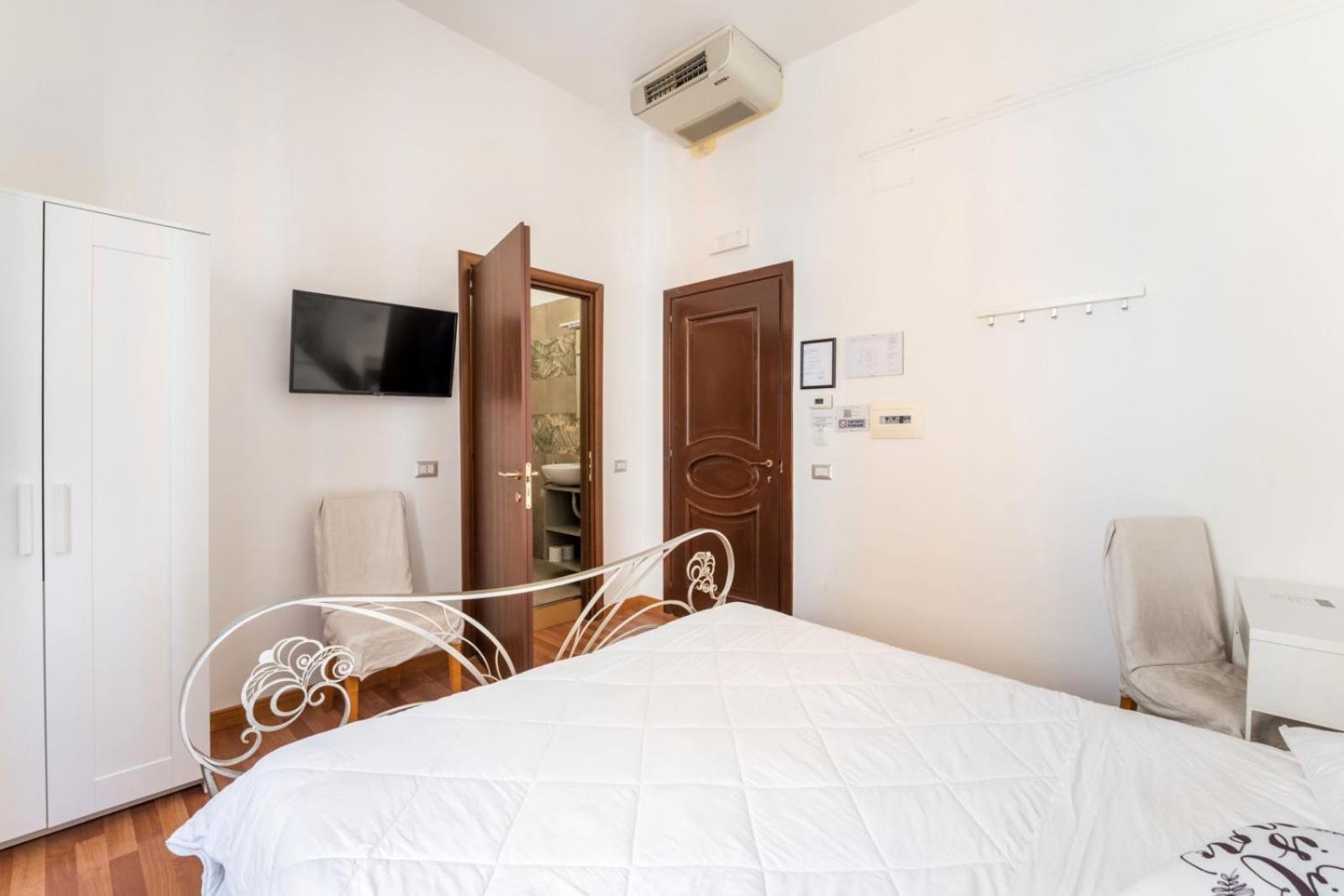 Rooms Piramide 罗马 外观 照片